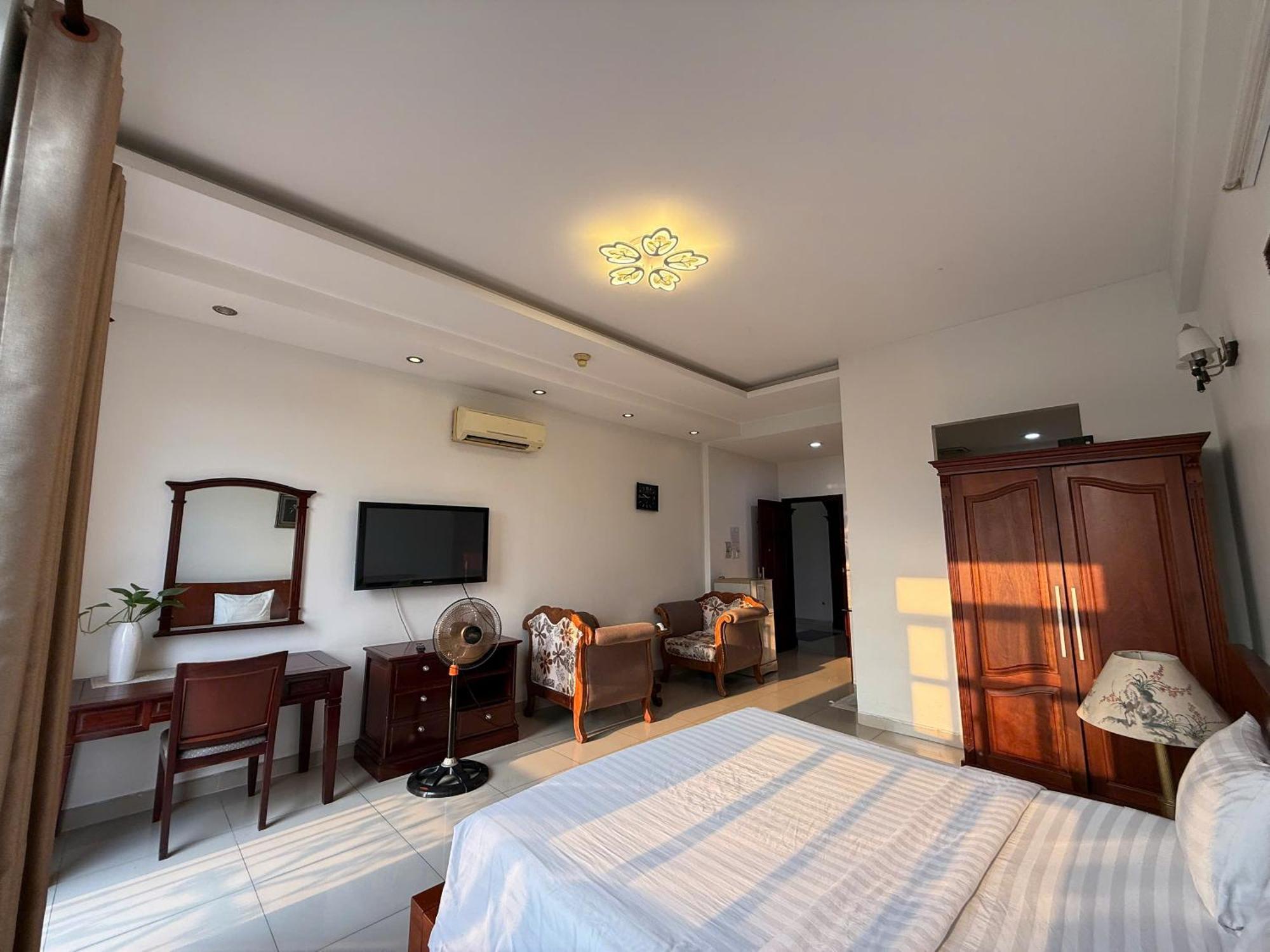 Aparthotel Hoa Phat & Ho Chi Minh City