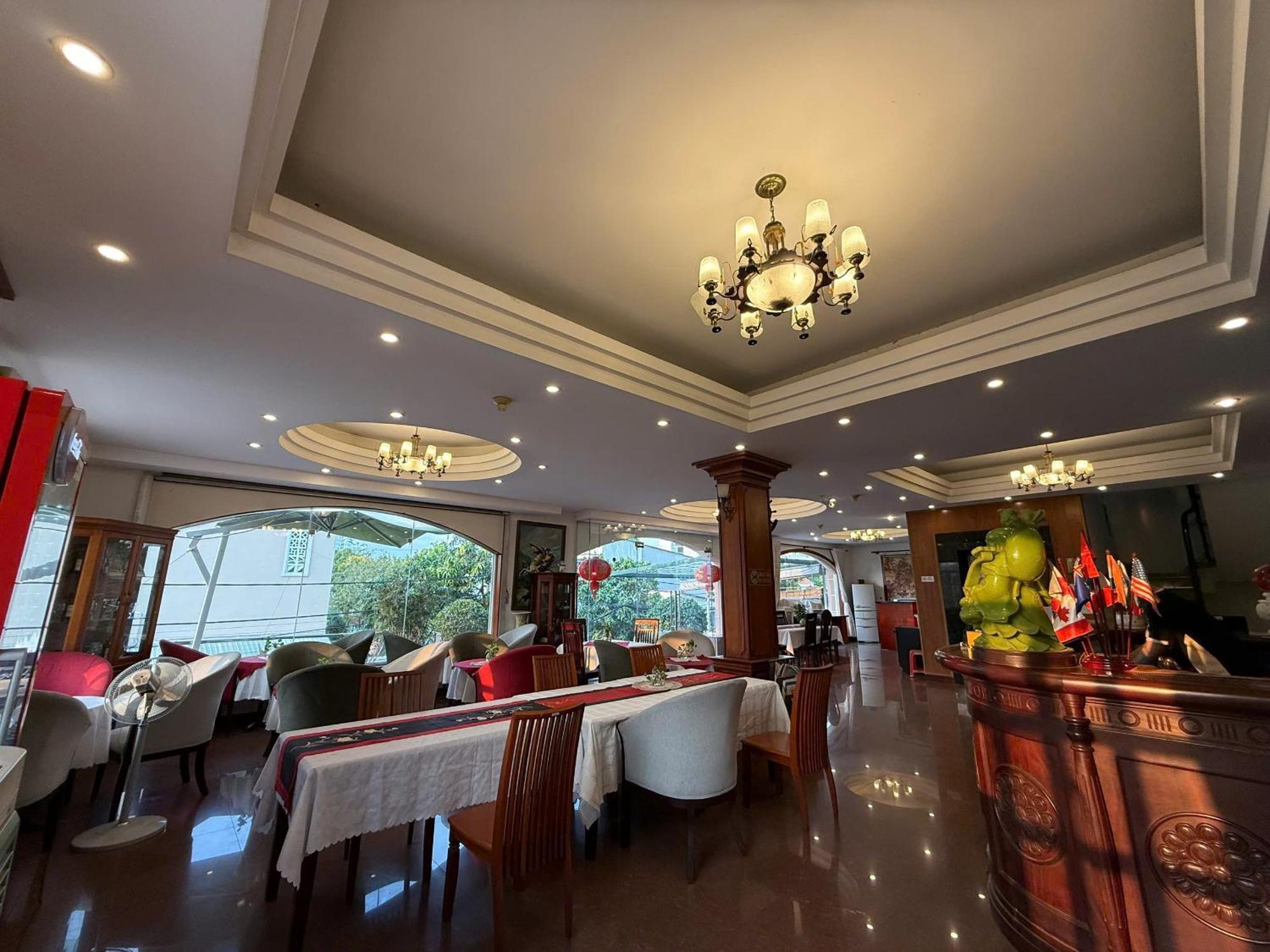 Hoa Phat & 3* Ho Chi Minh City